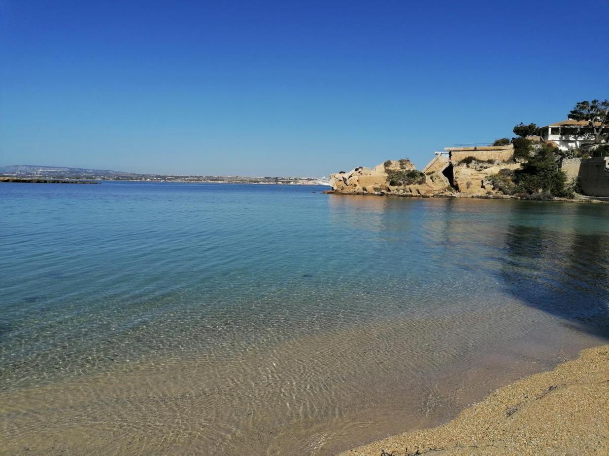 Villa Per Vacanze Isola Фануза Екстериор снимка