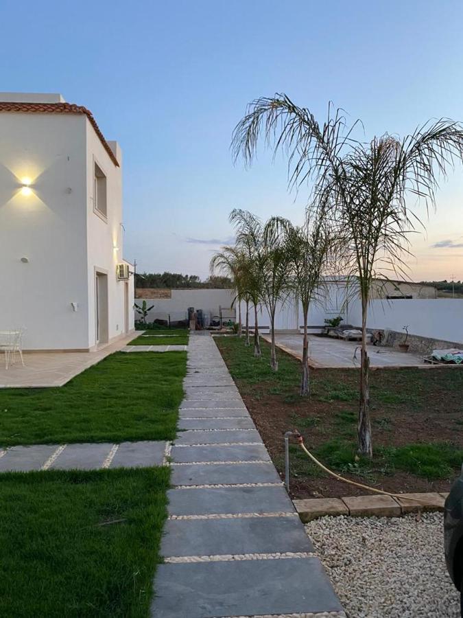 Villa Per Vacanze Isola Фануза Екстериор снимка