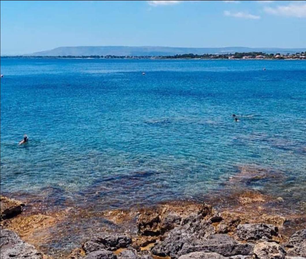 Villa Per Vacanze Isola Фануза Екстериор снимка